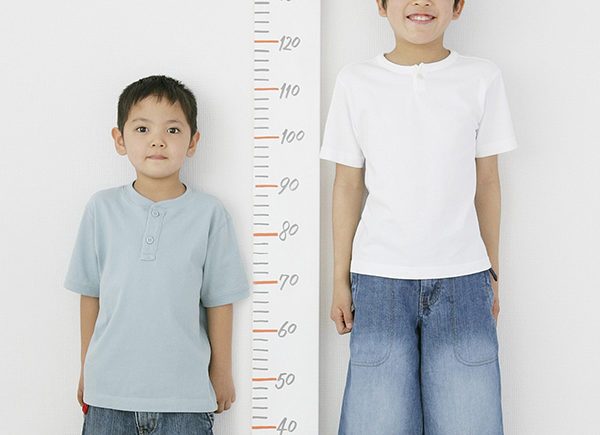 孩子不長高是因晚長？長高誤區多，高個爸媽也可能生矮個娃 5